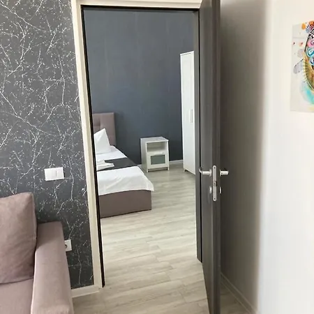 Beach Rooms Roberta Mamaia Exterior photo
