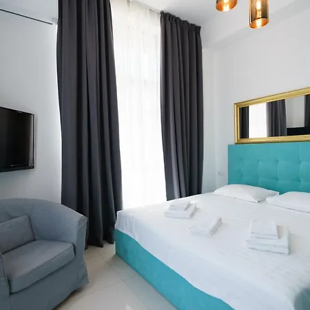 Beach Rooms Roberta Mamaia Exterior photo